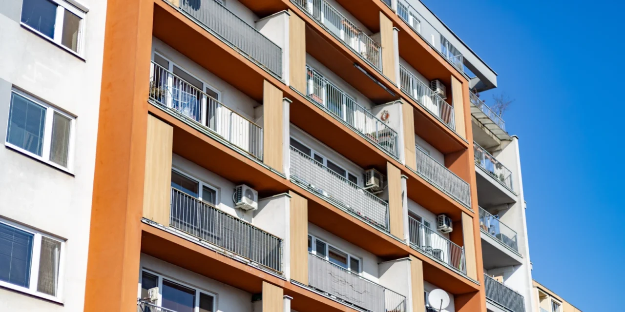 Ceny bytov na Slovensku trhajú rekordy: Za koľko sa dnes naozaj predávajú?