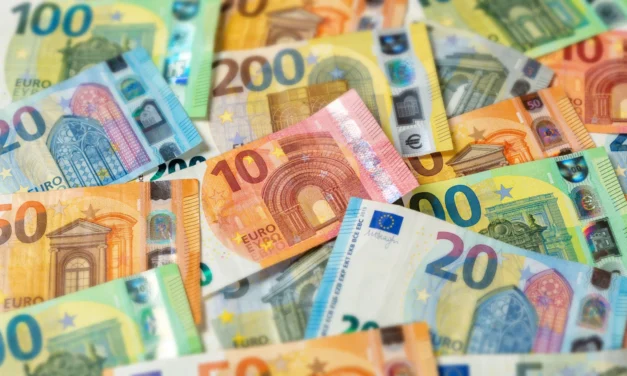 Dôchodky nás stoja miliardy a systém sa rúca. Vláda chystá ďalší darček, ktorý zaplatíme všetci