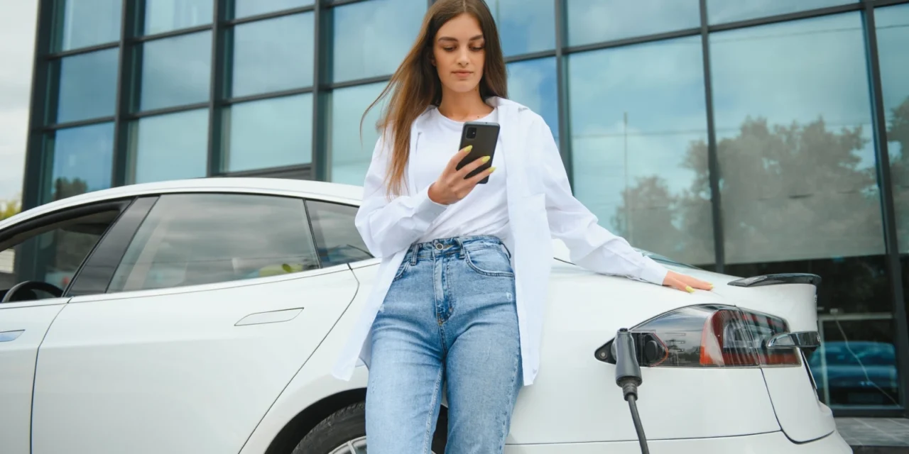 Elektromobily po troch rokoch prudko zlacnejú. Pre kupujúcich je to veľká príležitosť