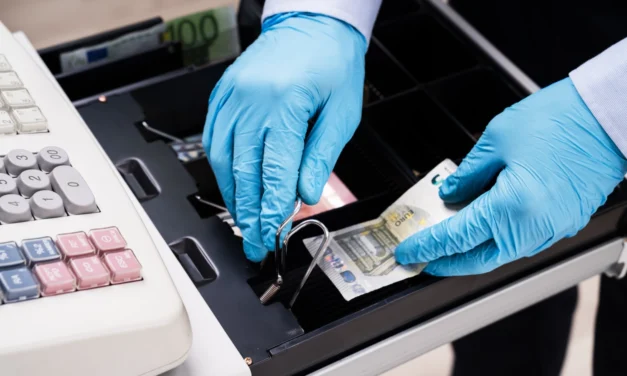 Finančná správa sprísňuje kontroly: Každá štvrtá pokladnica skrývala tržby