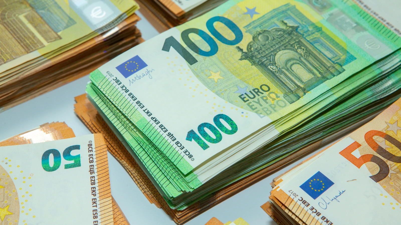 Finančná správa odhaľuje na Slovensku daňové úniky