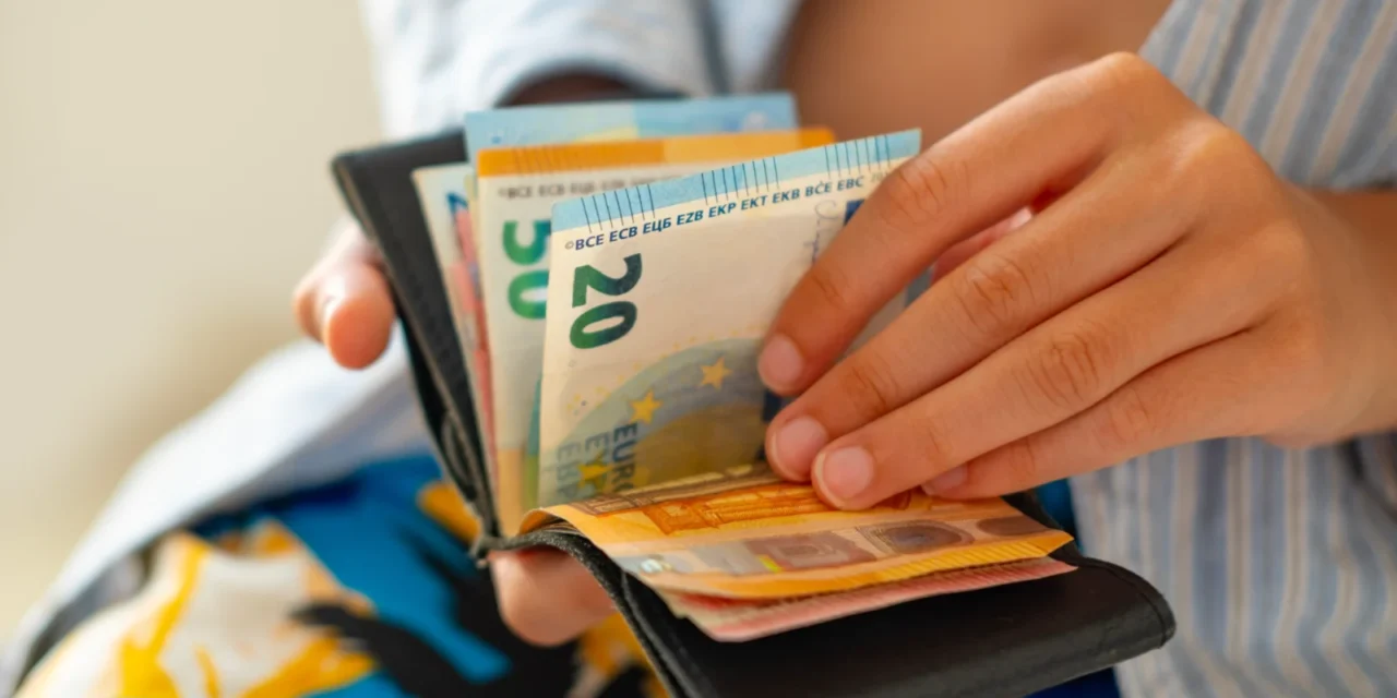 Z platu 1 500 eur investujem 110 eur. Výsledok po 8 rokoch prekvapil