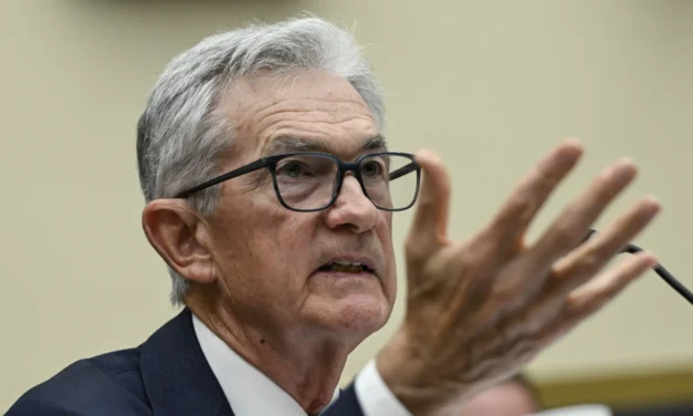 Investori čakali na tento deň: Rozhodujúci týždeň v USA zmení trh