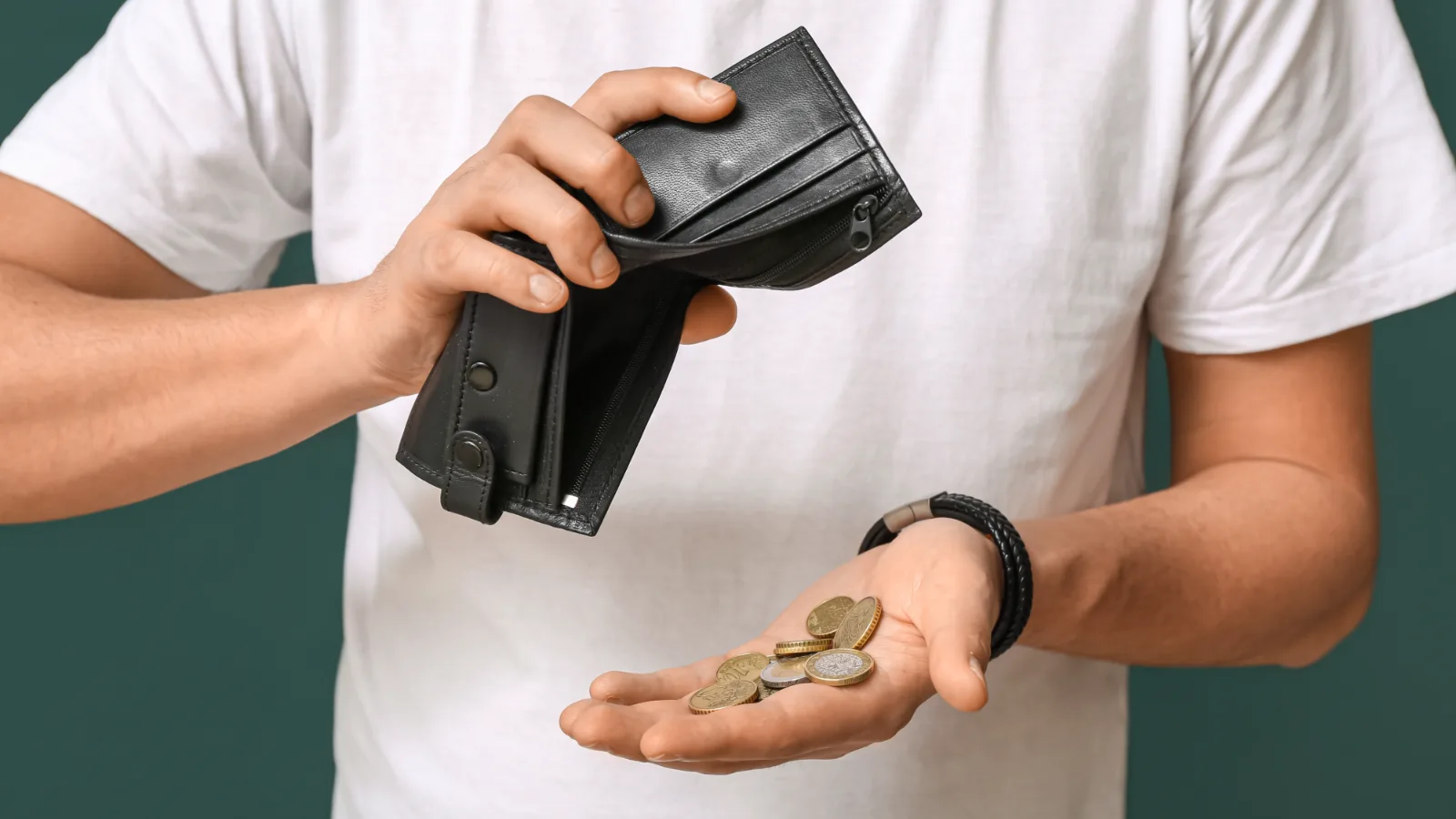 Investovanie verzus sporiaci účet v banke