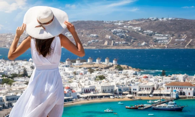 Mykonos z Bratislavy bez prestupu. Za letenku zaplatíte ako za plnú nádrž