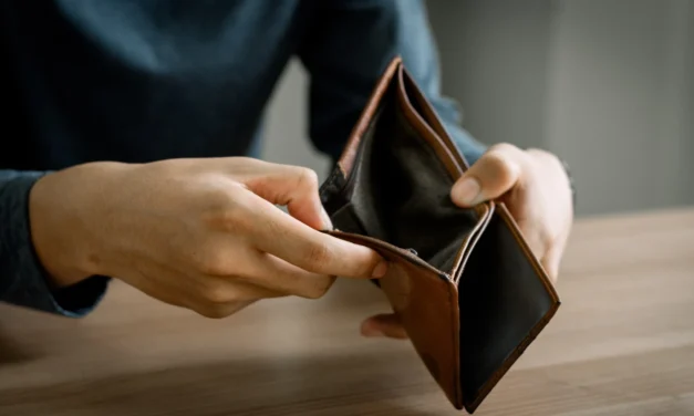 Oneskorené platby ukazujú slabé miesto ekonomiky. Podniky čakajú ťažké mesiace