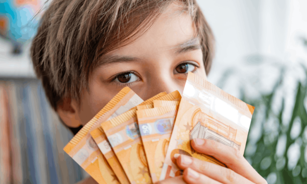 Peniaze na Veľkú noc: Najväčšiu chybu robí pri deťoch veľa rodičov