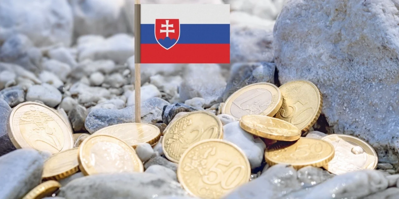 Koľko zarobia Slováci v roku 2026: Rozdiely medzi krajmi šokujú