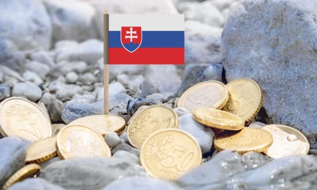 Koľko zarobia Slováci v roku 2026: Rozdiely medzi krajmi šokujú