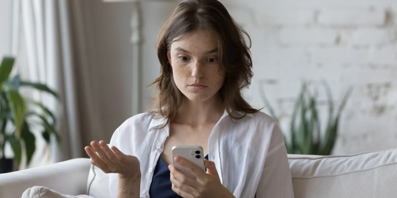 Platíte iPhonom? Podvodníci na vás číhajú spôsobmi, o ktorých ste ani nesnívali