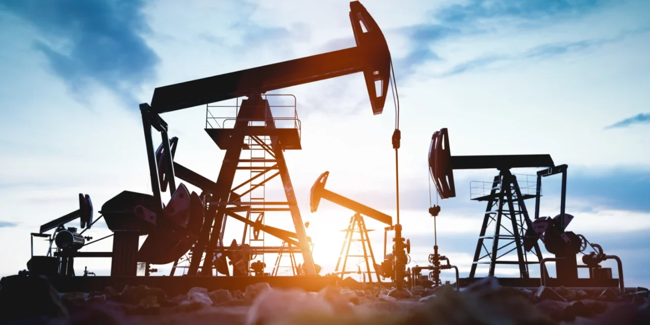 Šok pre motoristov: Analytici varujú pred novým scenárom pre cenu ropy