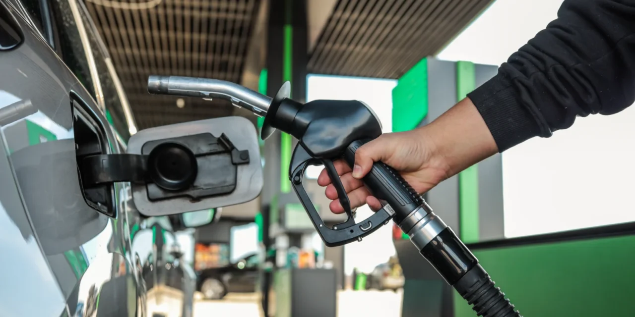 Fujairah stratil 66 % zásob ropy: Tankovanie sa predražuje každý týždeň