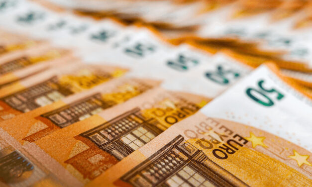 Slovensko síce ubralo z deficitu, no štátu stále chýbajú stovky miliónov. Hrozí ďalší rozpočtový problém