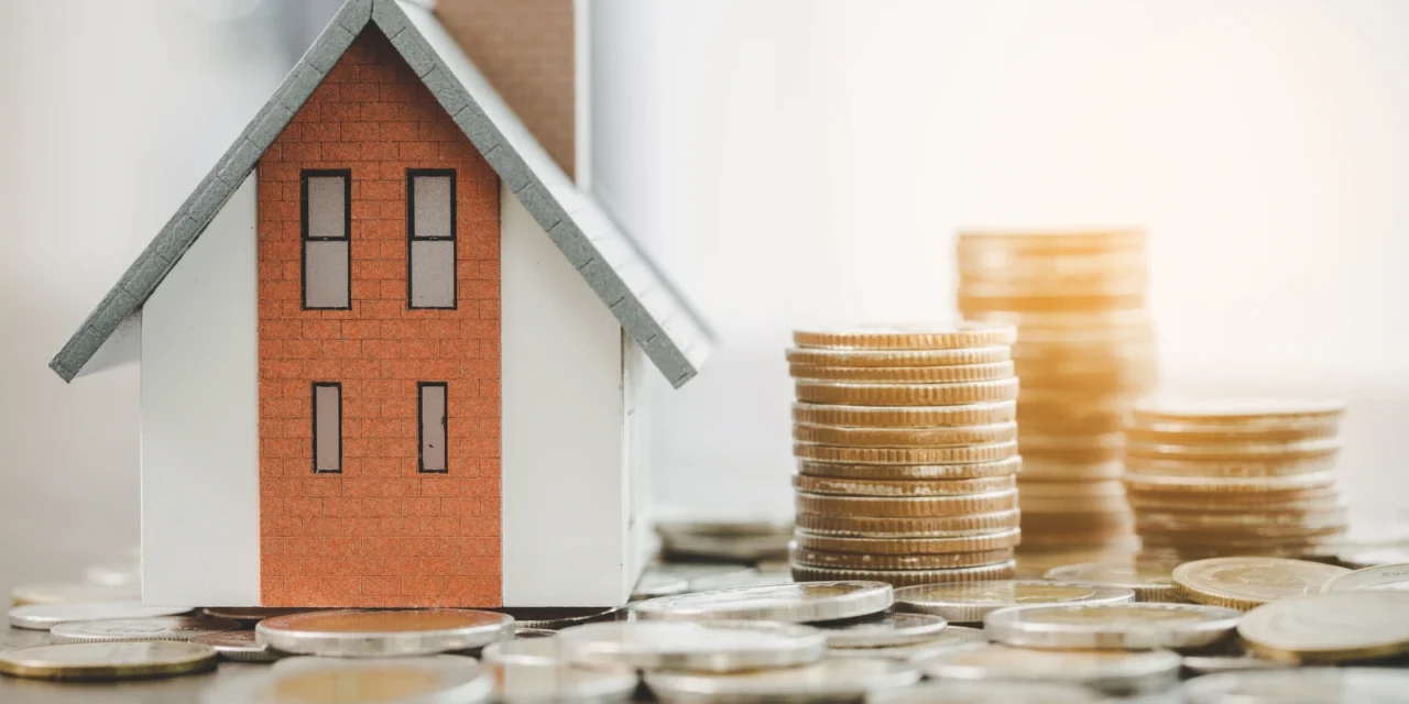 Úrokové sadzby v eurozóne roky klesajú. Prečo Slováci platia za hypotéky ako v kríze?