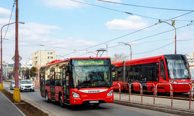Vodič autobusu môže zarobiť až 2 200 eur. K tomu dostane aj náborový bonus