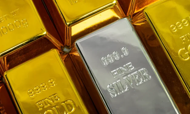 Zlato vs. striebro: Zásoby sa míňajú, do čoho investovať v roku 2026?