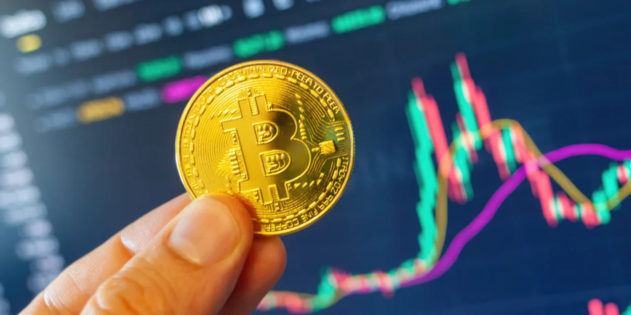 Bitcoin vysiela tichý signál: Trh formuje dlhodobé dno