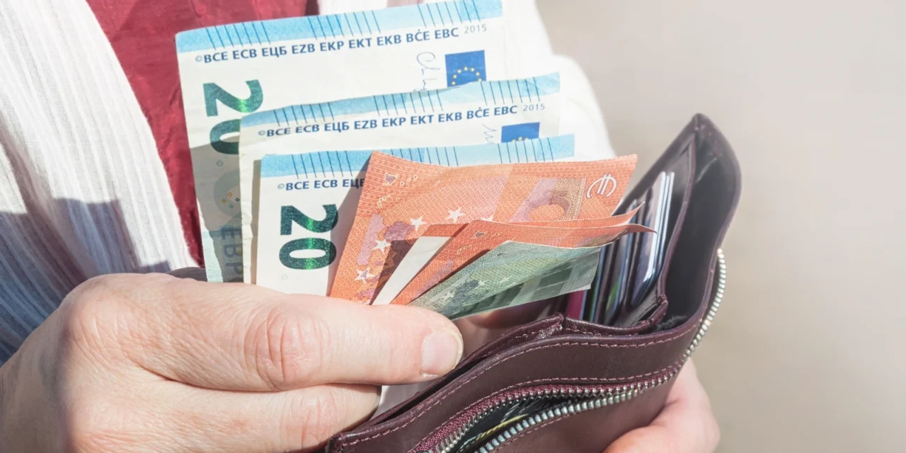 Slováci sú nespokojní so životnou úrovňou. Seniori sú však výnimkou