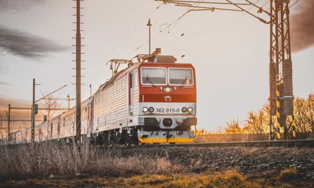 ZSSK ponúka lacnejšiu 1. triedu. Benefit využijete len 1 deň v roku