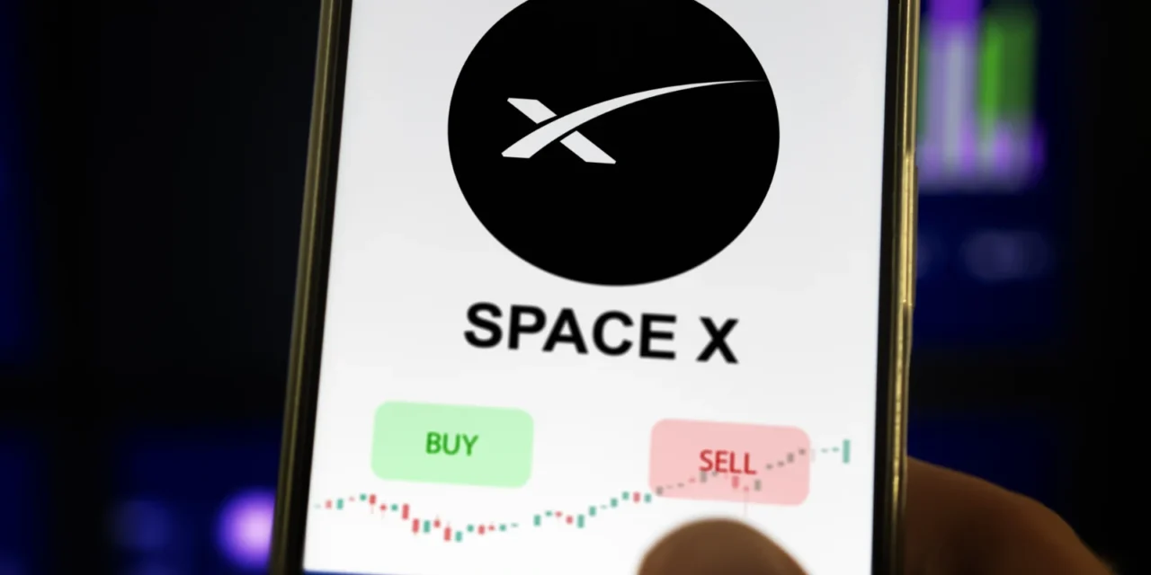 Akcie SpaceX na burze: Ako ich kúpiť bez poplatku krok za krokom