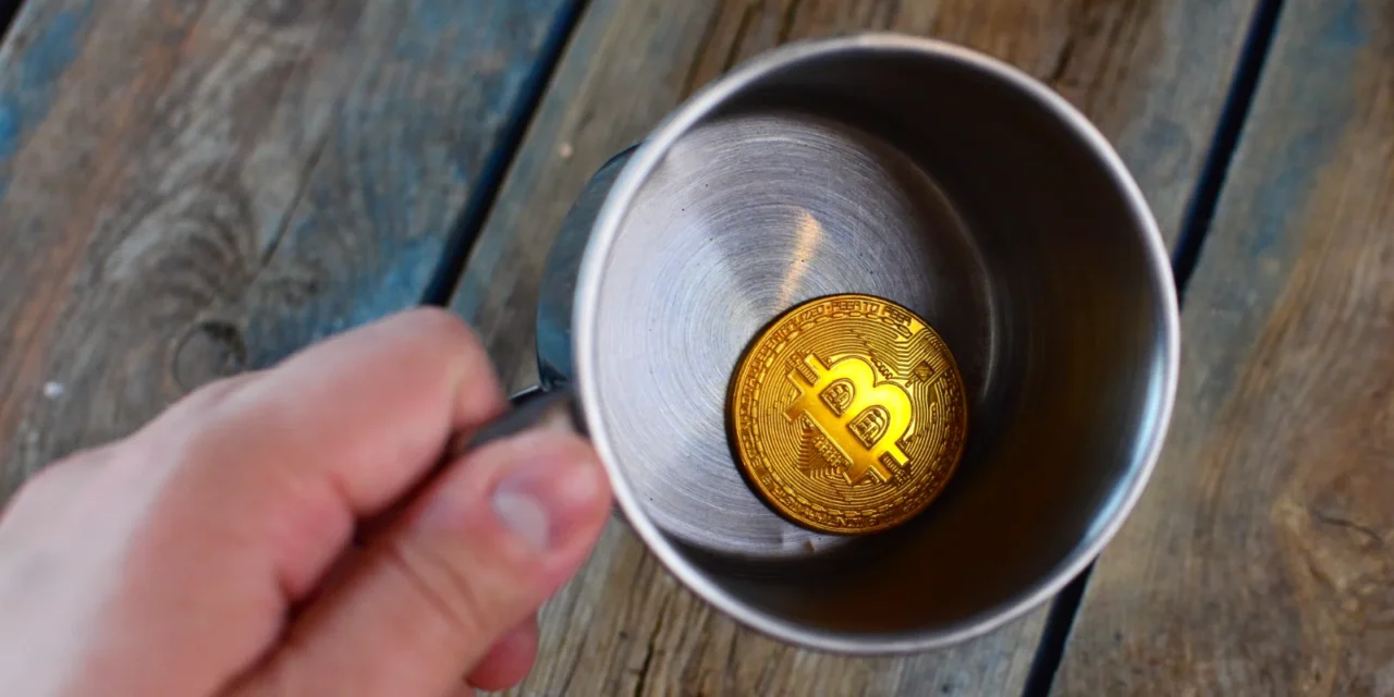 Po 4 rokoch prichádza finálne čistenie trhu: Bitcoin čoskoro narazí na dno