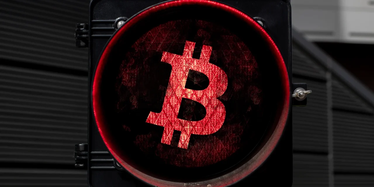 Bitcoin v extrémnej zľave: Dlhopisy a dolár tlačia cenu nadol