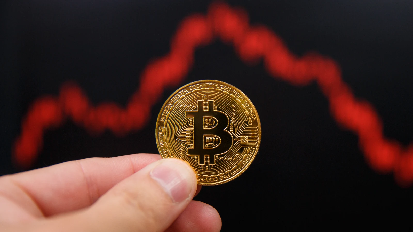 Bitcoin prelomil vlajky poklesom