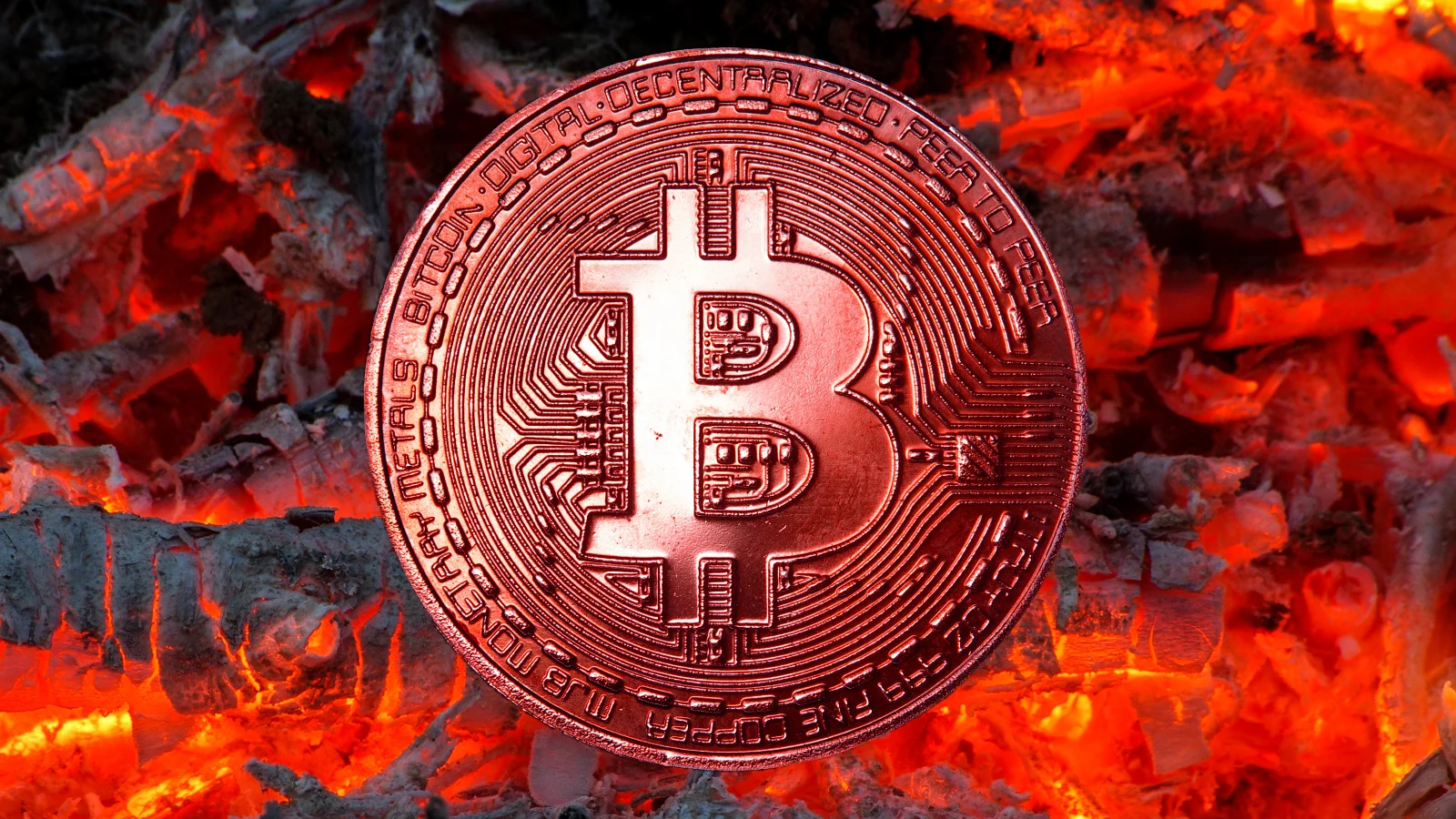 Bitcoin zaznamenal masívny pád
