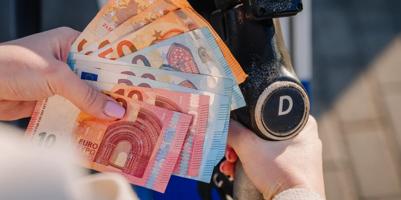 Ropa zdražuje pre 39 kilometrov mora: Úzky prieliv rozhoduje o cene benzínu aj vašej hypotéky