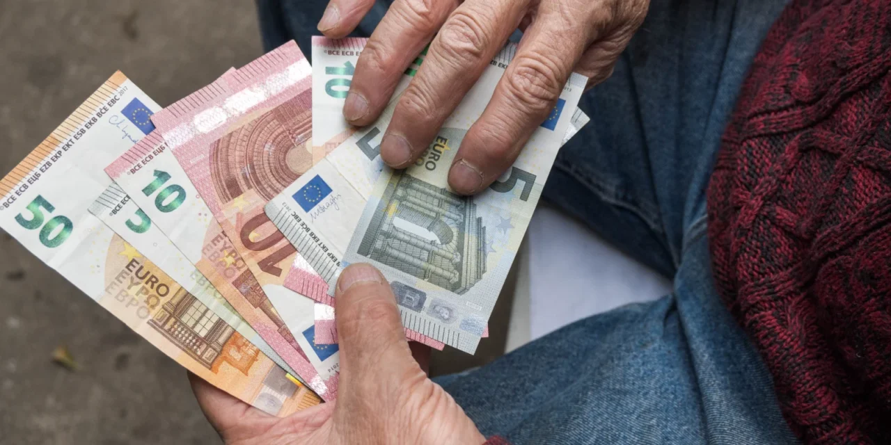 Kríza II. dôchodkového piliera: Tieto zmeny Slovákov obrali o tisíce eur
