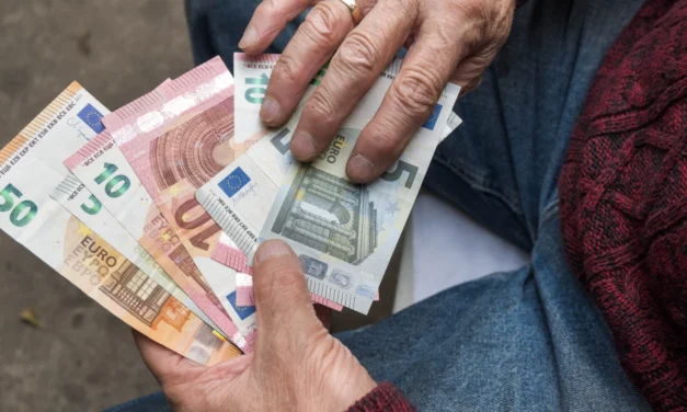 Kríza II. dôchodkového piliera: Tieto zmeny Slovákov obrali o tisíce eur