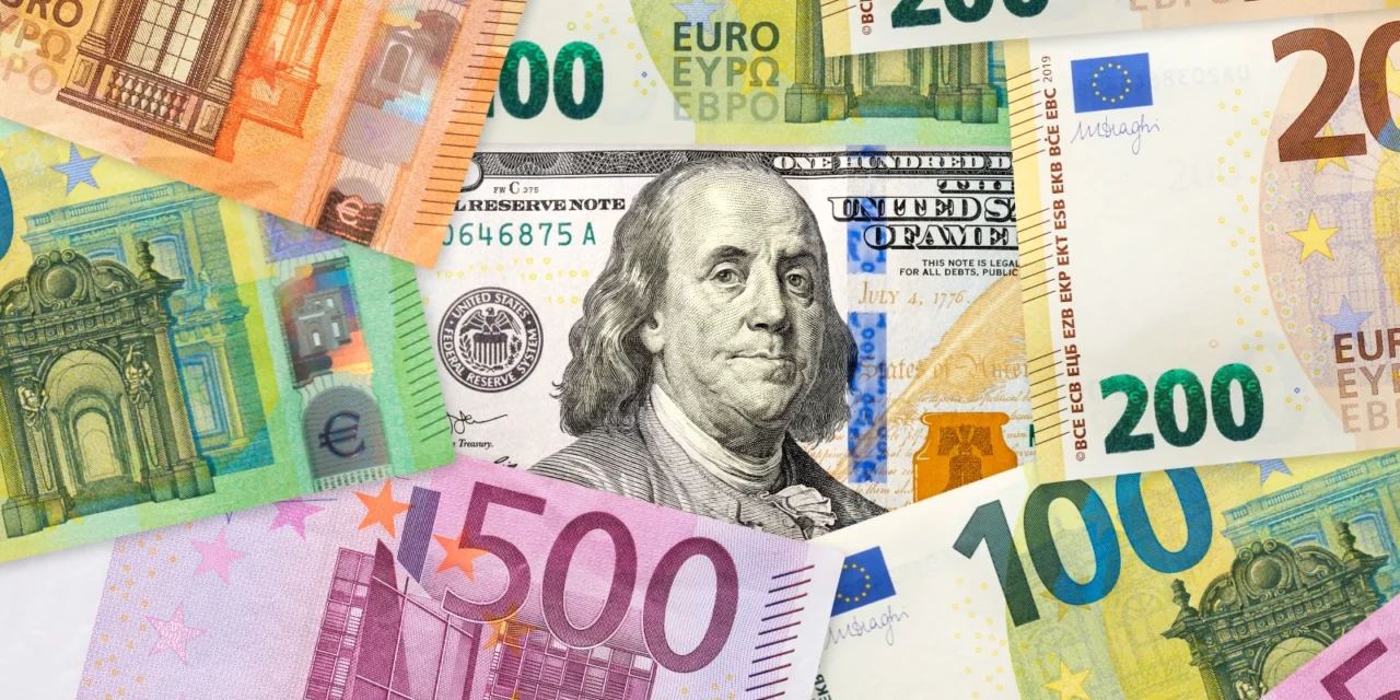 Dôchodok 2 miliónov Slovákov závisí od dolára. Pohyb o 10 % stojí 8 000 eur