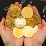 Je čas nakupovať Bitcoin, alebo je rast iba pasca pre investorov? (Komentár)