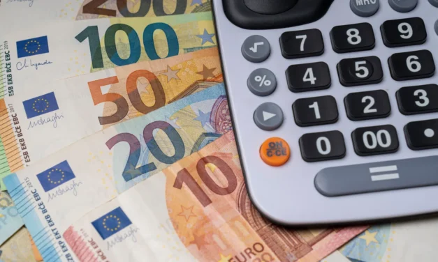 Rezerva, dlhy, investície: V akom poradí riešiť peniaze, keď máte plat 1 500 eur