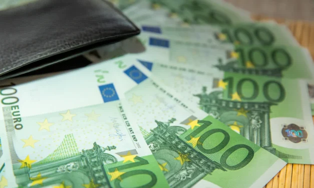 Ako by sa zhodnotilo 10 000 eur po 10 rokoch? (zlato, akcie, technológie)