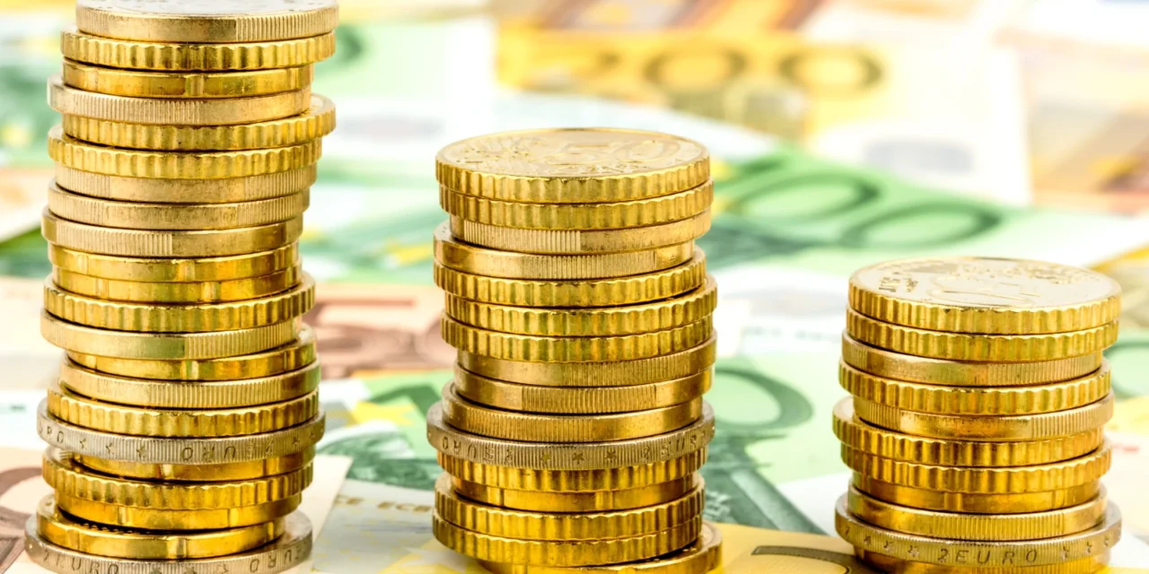 Tri konsolidácie, nula výsledkov. Len dôchodky zhltli 6,1 miliardy za polrok