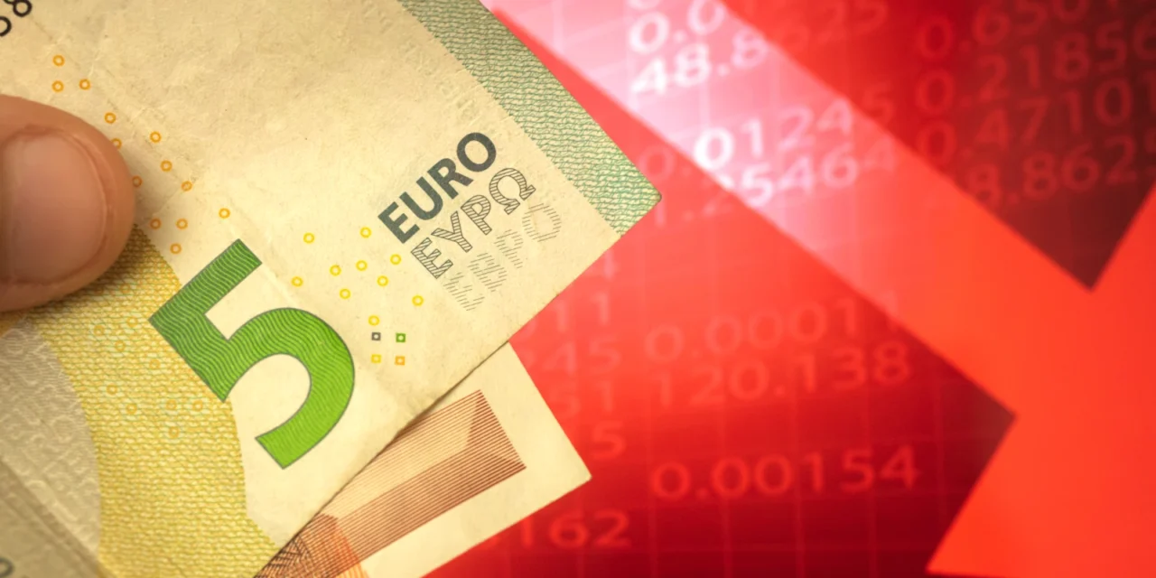 Slováci držia na účtoch 53 miliárd eur. Inflácia im za 4 roky zobrala štvrtinu hodnoty