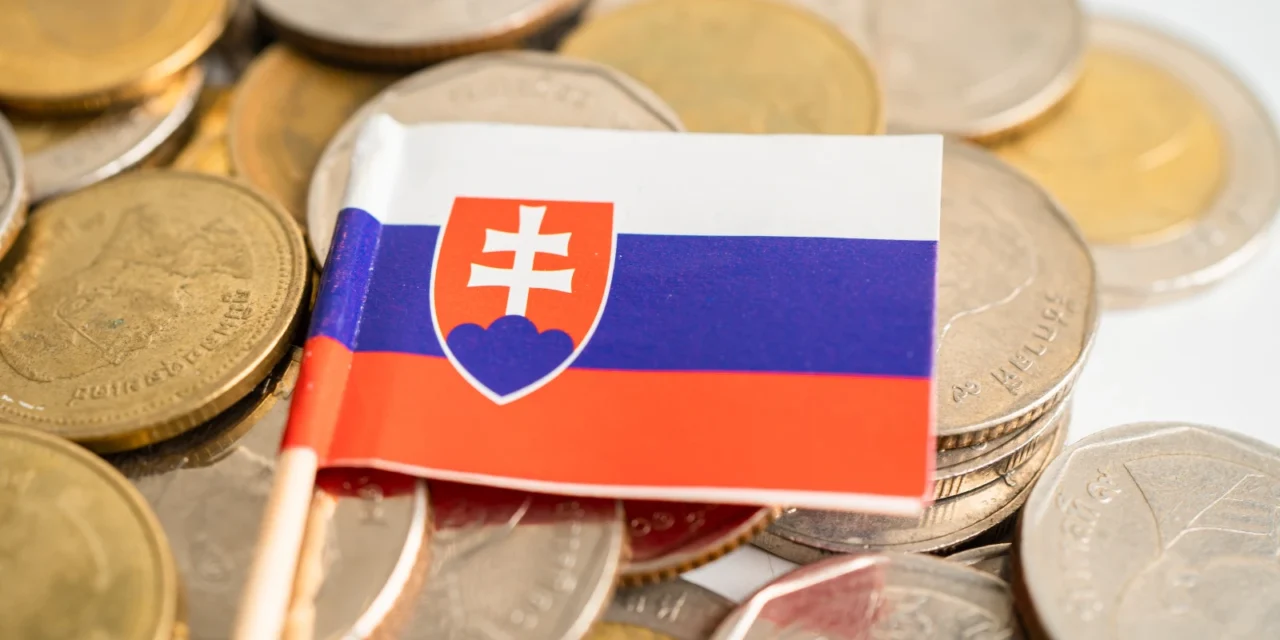Slovensko je v najhoršom pásme dlhu. Zoznam, kde sa bude šetriť, stále nikto nevidel