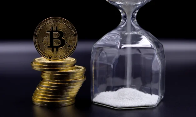 Bitcoin opakuje scenár: Čoskoro príde pohyb, na ktorý všetci čakajú