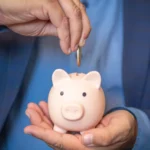 Dividendové akcie na Slovensku: Ako mi chodí 73 € každý mesiac