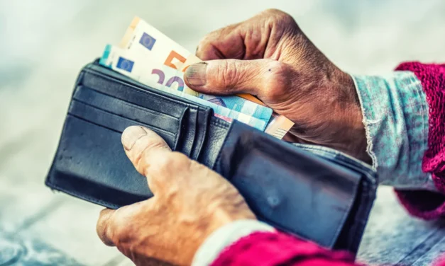 Dôchodky od januára: Najnižšie penzie stúpnu o 3,9 %, ostatné menej. Má to však háčik