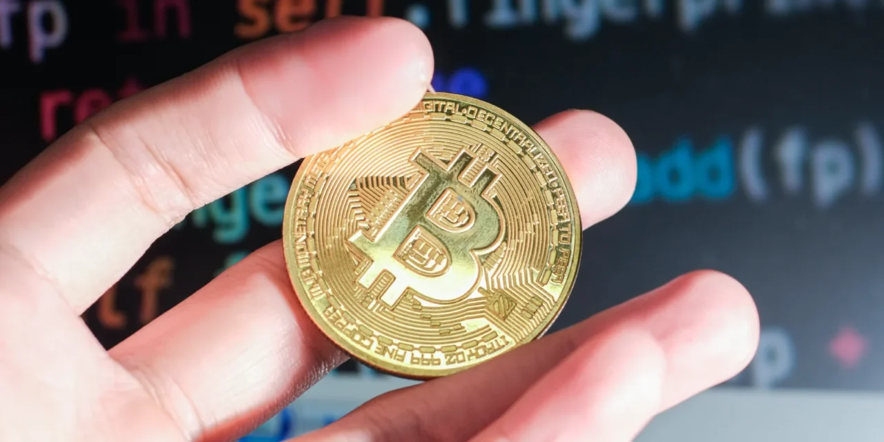 Zabudnite na desiatky trvalých príkazov: Tento kryptobalíček urobí prácu za vás