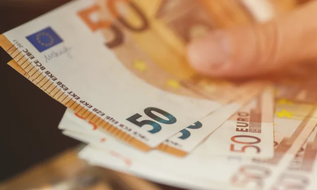 Cesta k pasívnemu príjmu 360 € mesačne: Koľko kapitálu na to reálne potrebujete?
