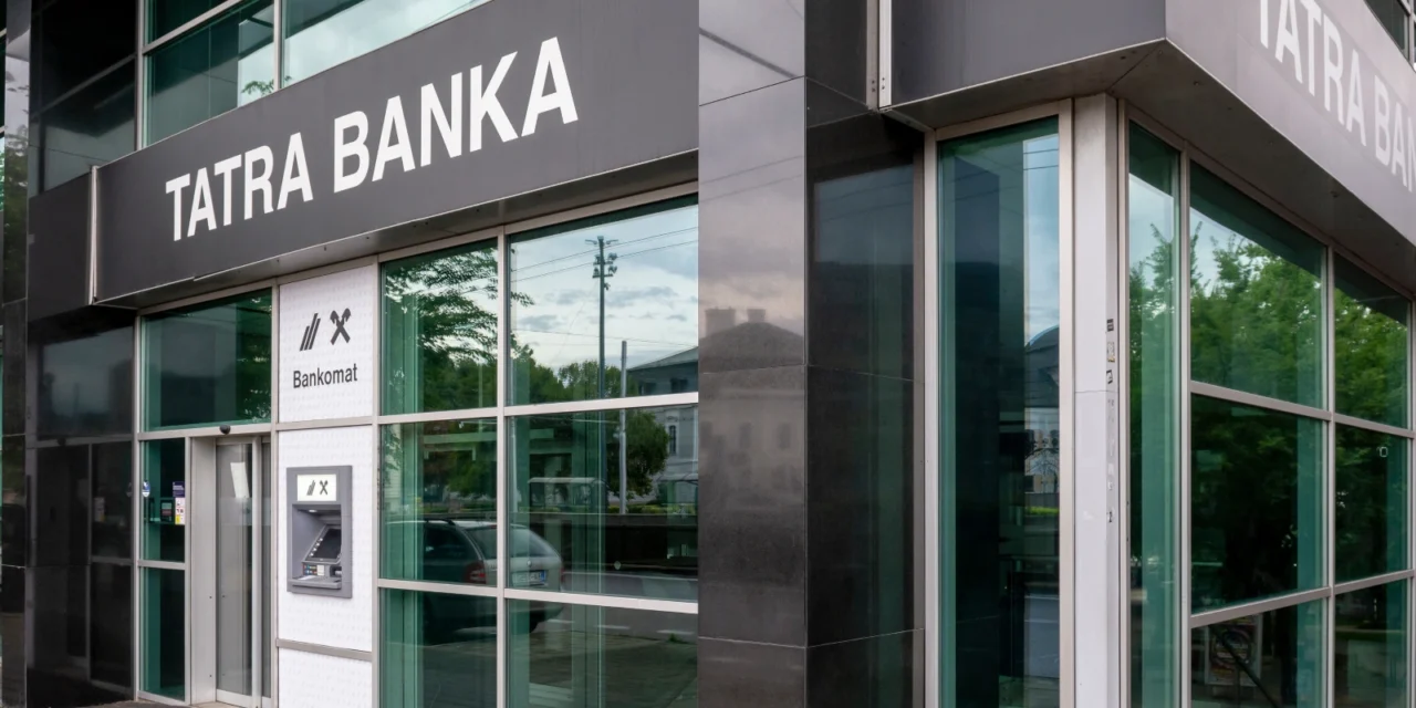 Tatra banka je najlepšou neobankou sveta, hoci neobankou nie je. Global Finance ju ocenil v Singapure